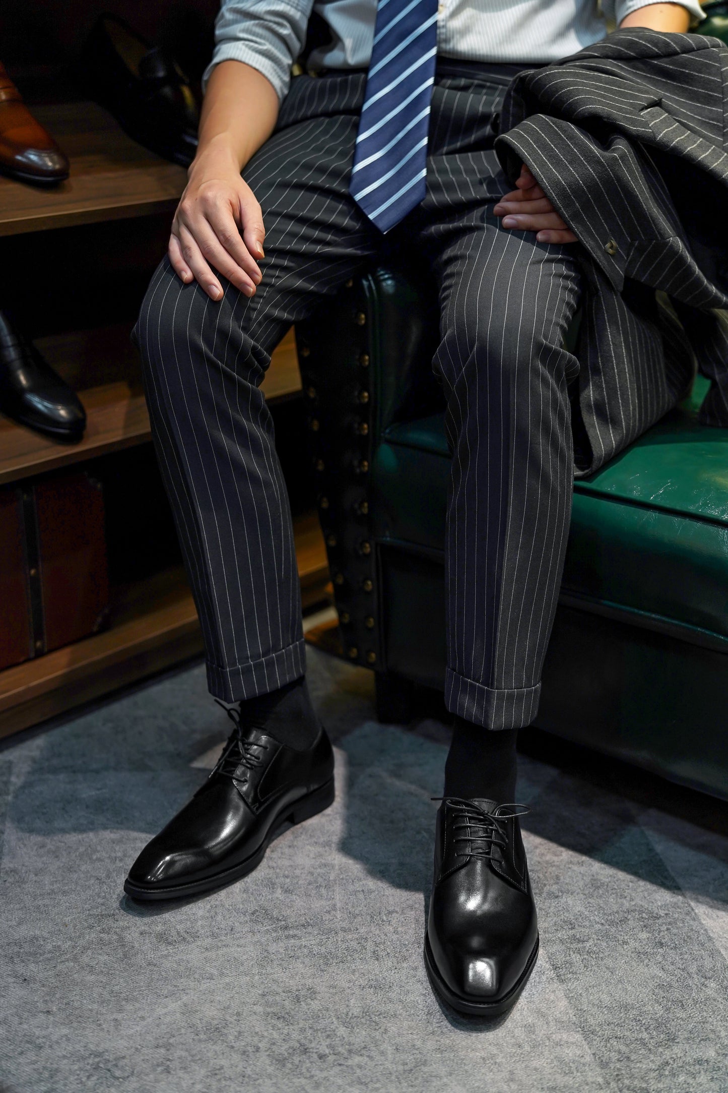 Black Whole-cut Oxford Shoes | Hides&Cult