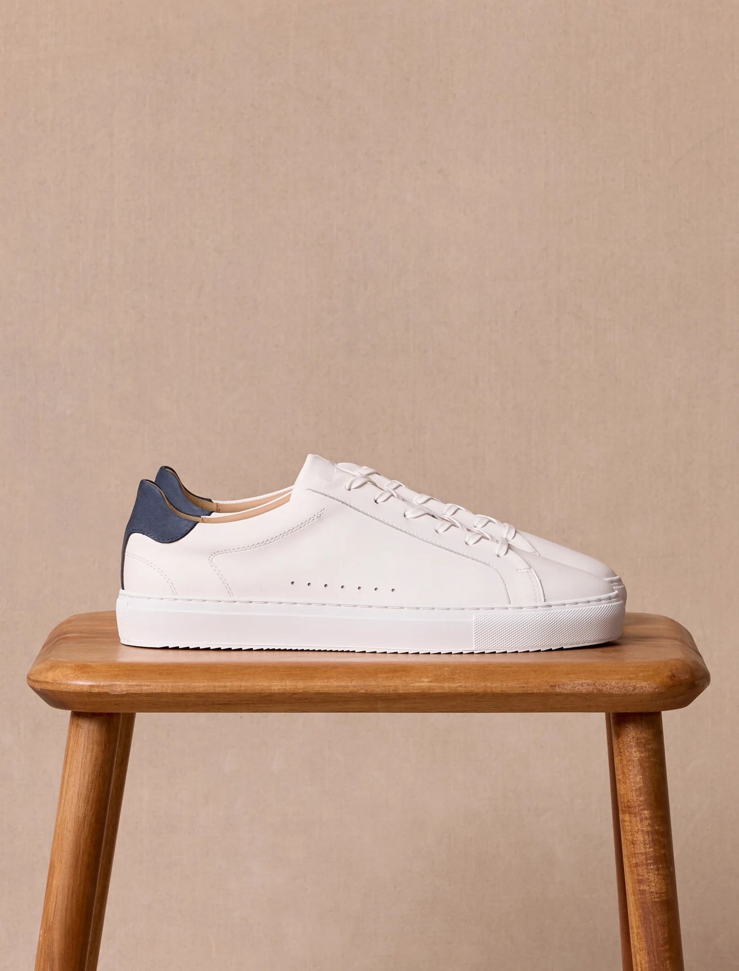Mens White - Blue Colorblocked Leather Sneakers