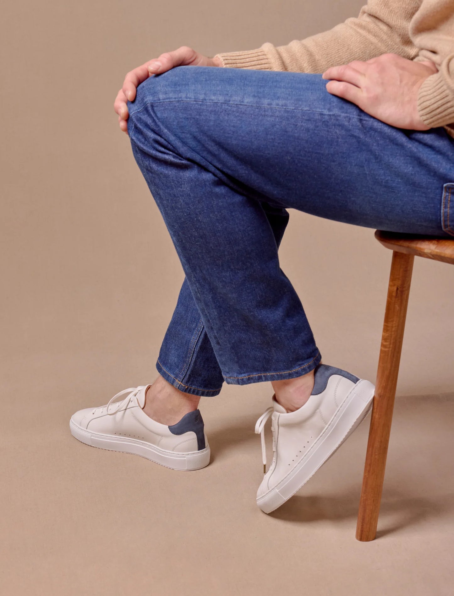 Mens White - Blue Colorblocked Leather Sneakers
