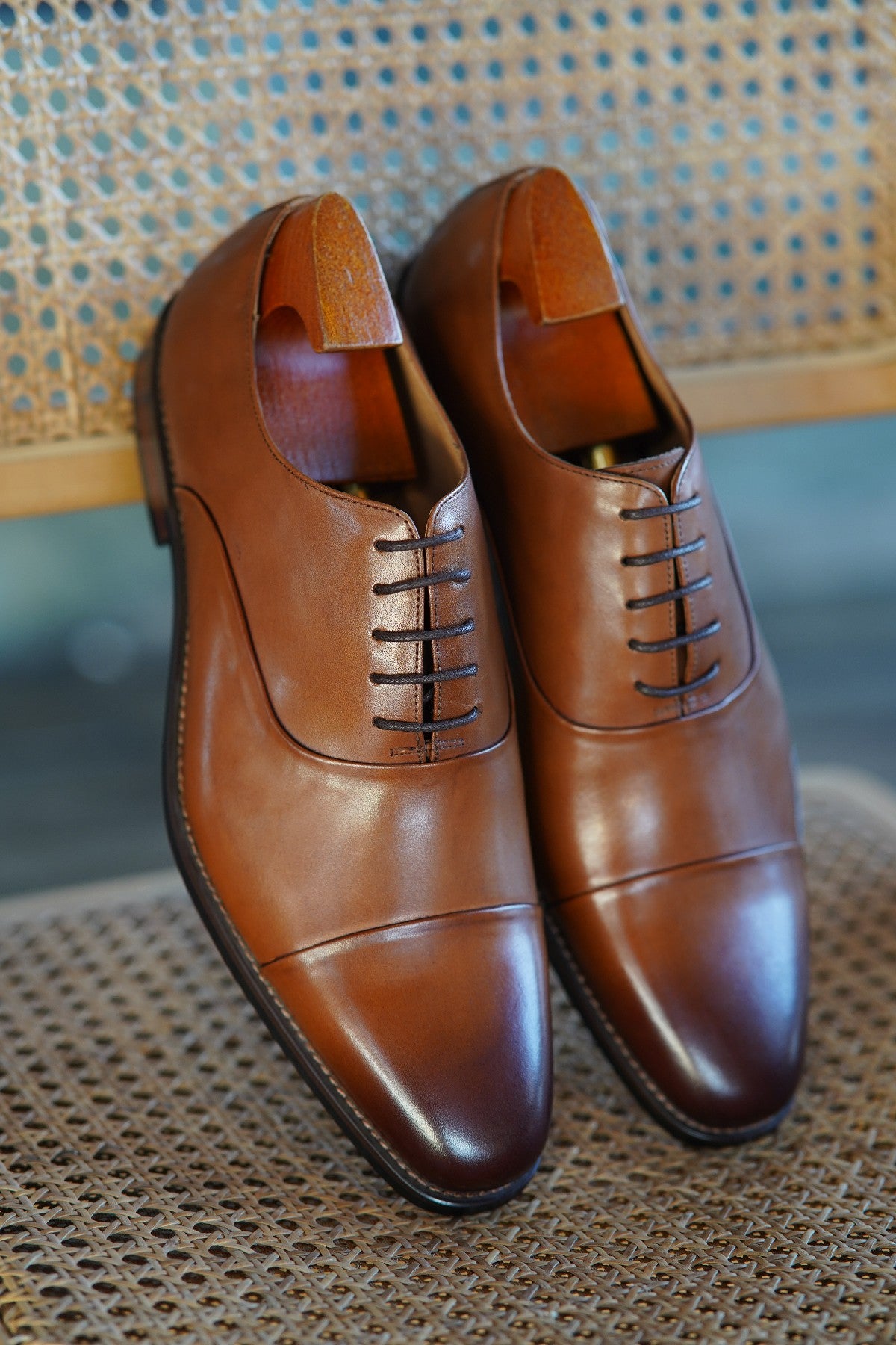 Black Cap Toe Leather Oxfords - Italian Square Toe | Hides&Cult