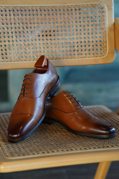 Black Cap Toe Leather Oxfords - Italian Square Toe | Hides&Cult