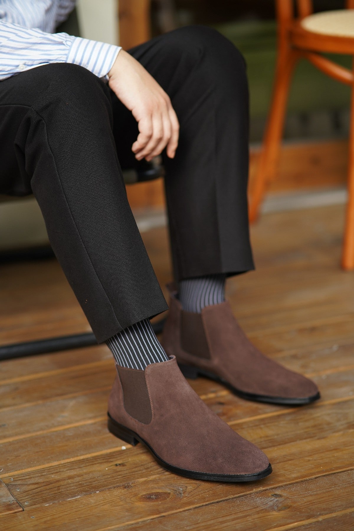 Brown Suede Side Elastic Genuine Leather Boots - CLEARANCE EVENT
