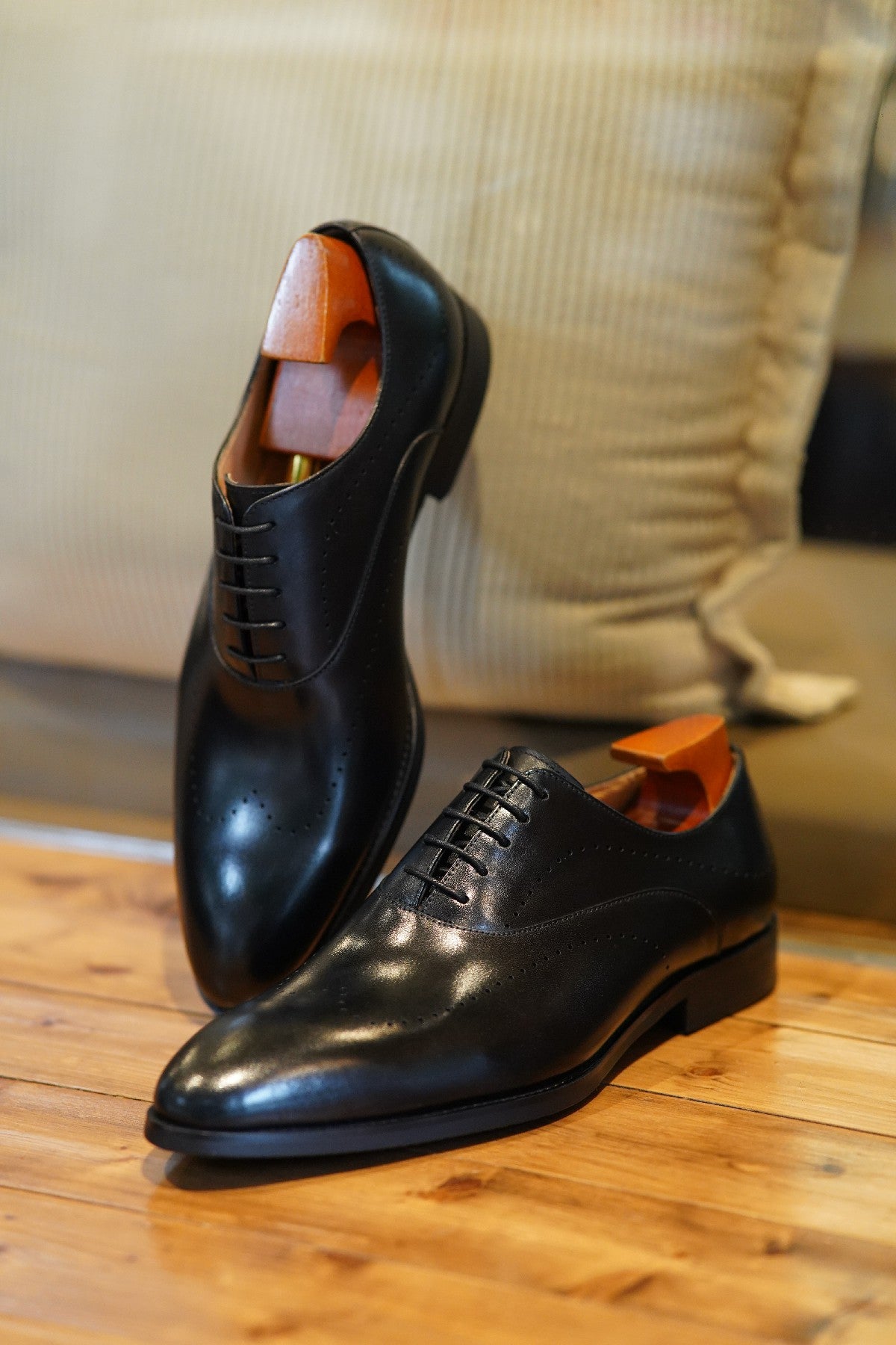 Black Luxury Italian Cut Oxford Shoes | Hides&Cult