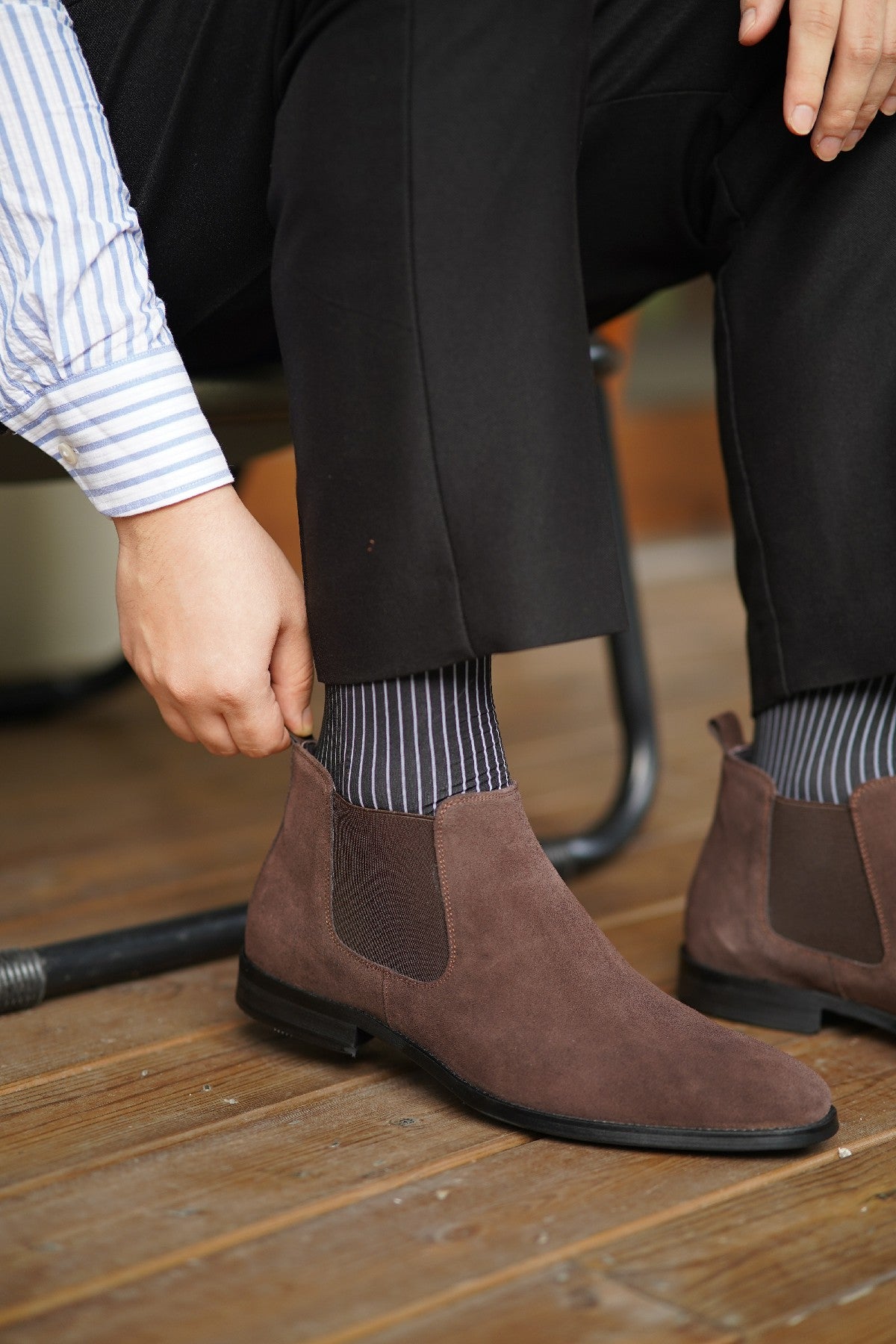Brown Suede Side Elastic Genuine Leather Boots - CLEARANCE EVENT