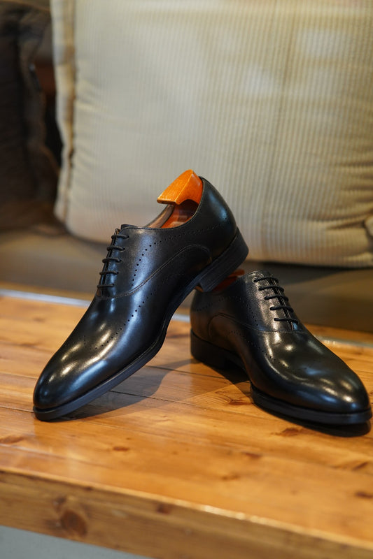 Black Luxury Italian Cut Oxford Shoes | Hides&Cult