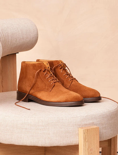 The Essential Chukka Boots - Grained Black | Hides&Cult