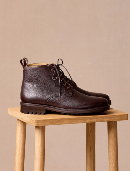 The COMMANDO Chukka - Grained Brown | Hides&Cult