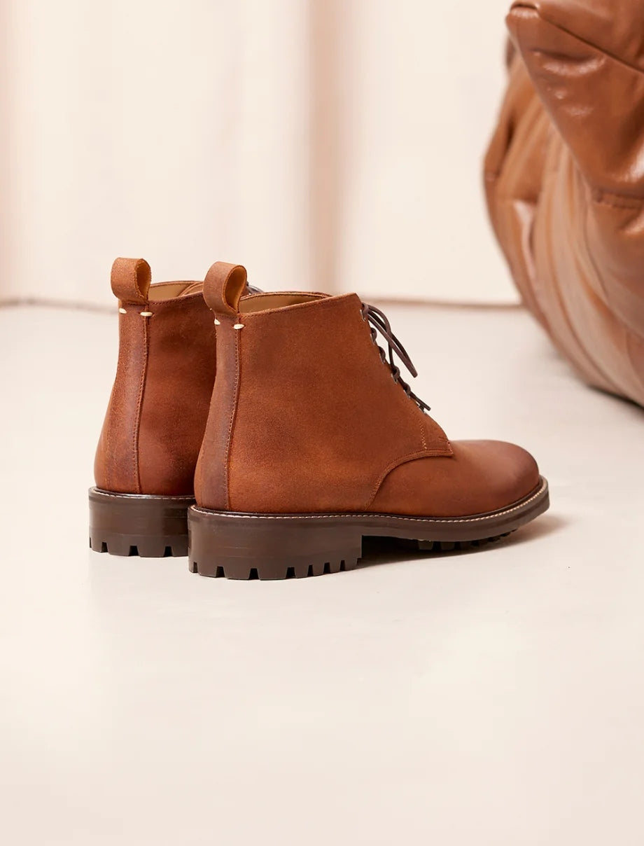 The COMMANDO Chukka - Grained Brown | Hides&Cult