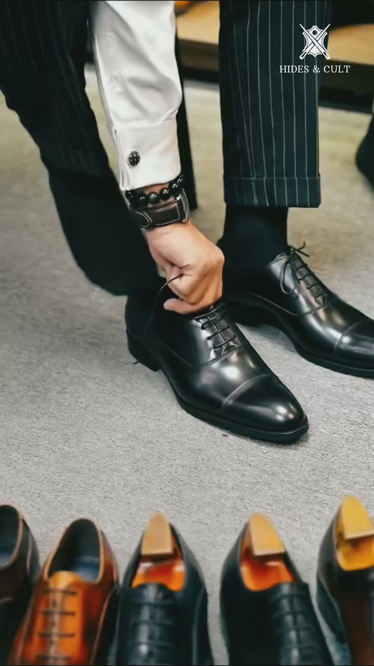 Solid Black Oxford Brogue Leather Shoes | Hides&Cult